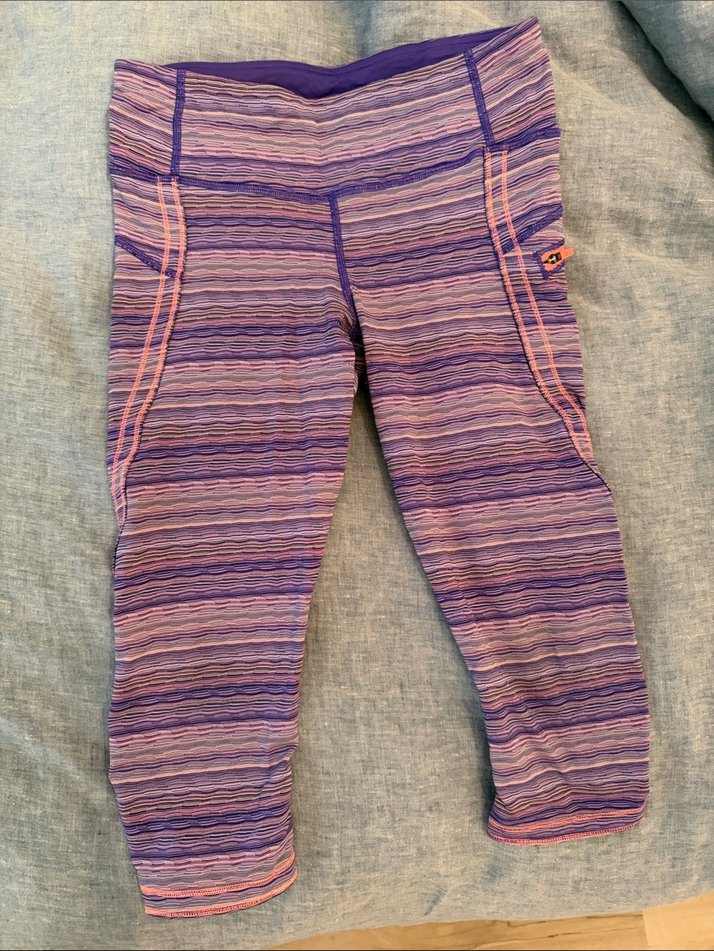 Women’s Lululemon Purple Striped Active Capri Leggings